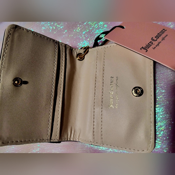 Juicy Couture key fob - Picture 5 of 7